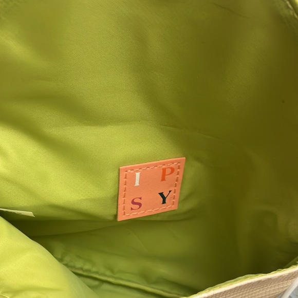 I SPY COSMETICS BAG - Picture 4 of 4
